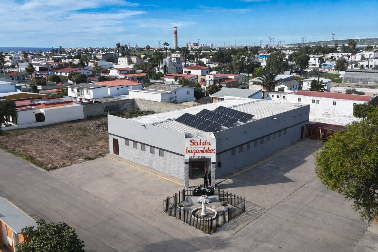 Gran Oportunidad de Inversión,  En Venta SALON SOCIAL en Rosarito.